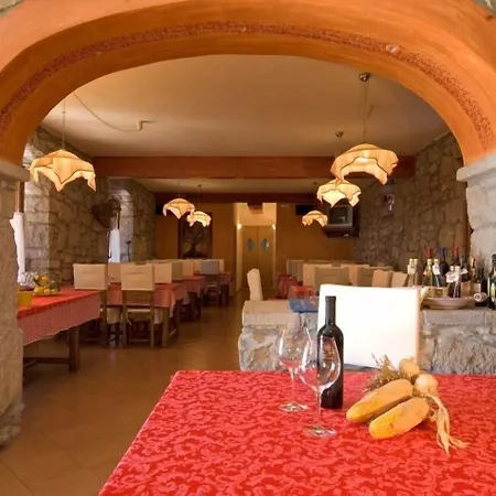 Calussovo Otel