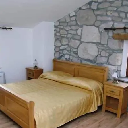 מלון Calussovo 3*