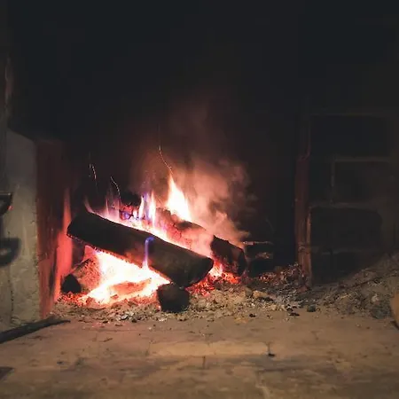 Calussovo מלון 3*