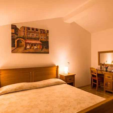 Calussovo Hotel Ripenda Kras