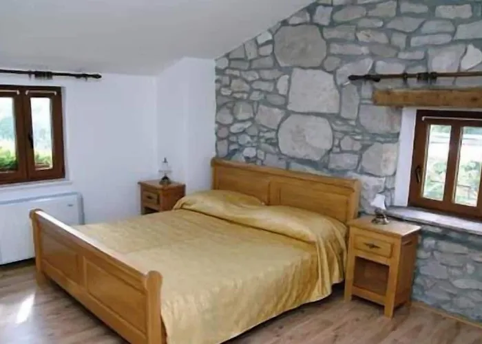 Hotel Calussovo 3*