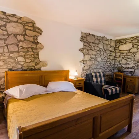 Calussovo Hotel 3*