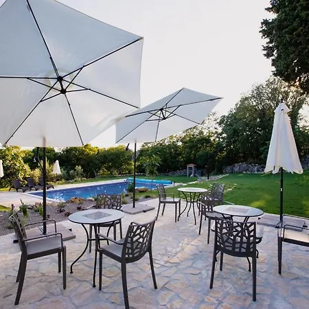 Calussovo 3* Ripenda Kras
