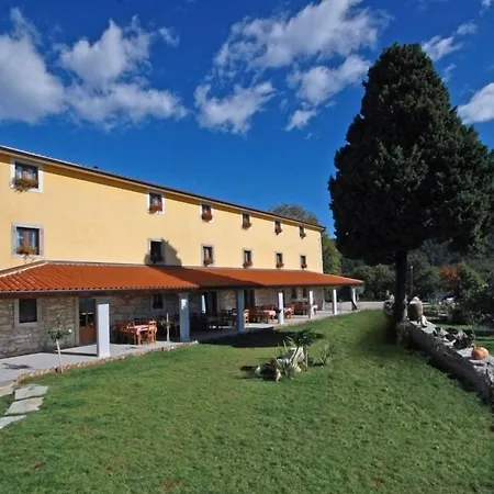 Hotel Calussovo