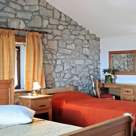 Calussovo Hotel Ripenda Kras