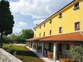 Calussovo Hotel 3*